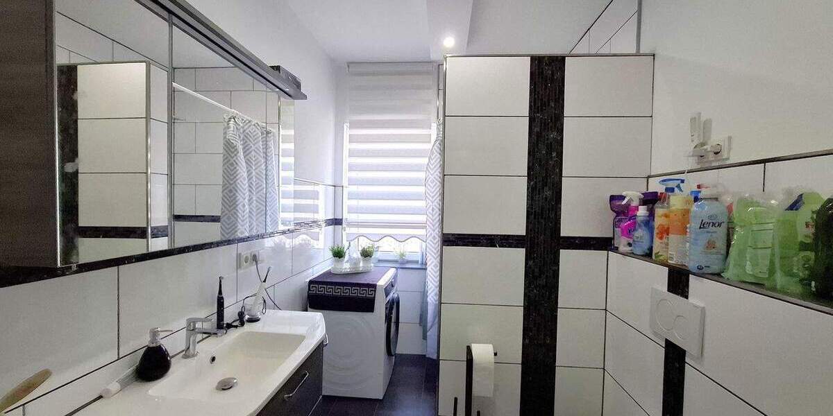 Mehrfamilienhaus, Wohnhaus Nordenham - 8 Zimmer, 192 m&sup2;, 329.000&euro; | Angebot:25335813