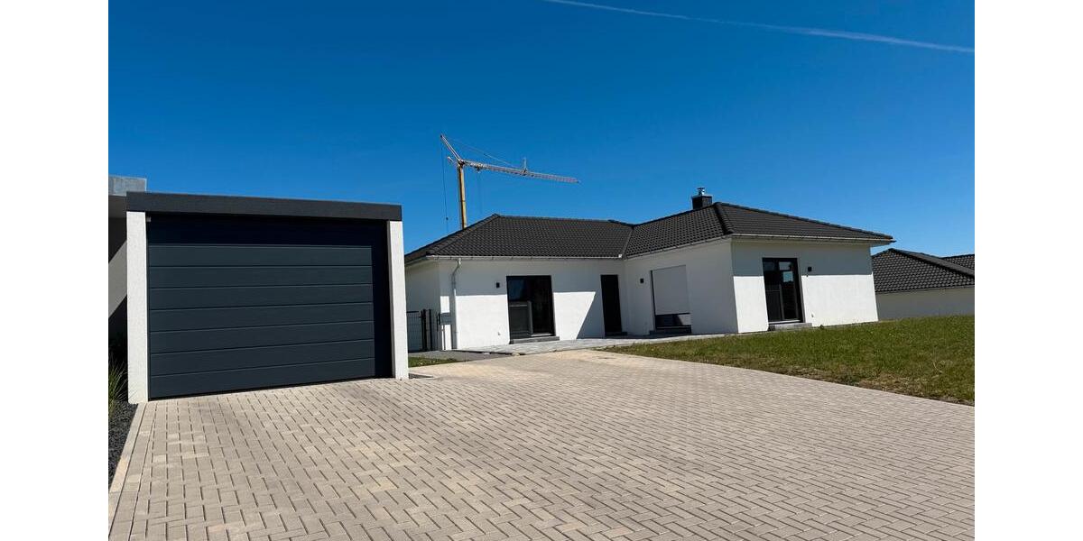 Einfamilienhaus Hohenroth - 5 Zimmer, 137 m&sup2;, 1.450&euro; | Angebot:26462337