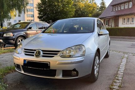 VW Golf 91.000 km 6.450 € Villingen 78048