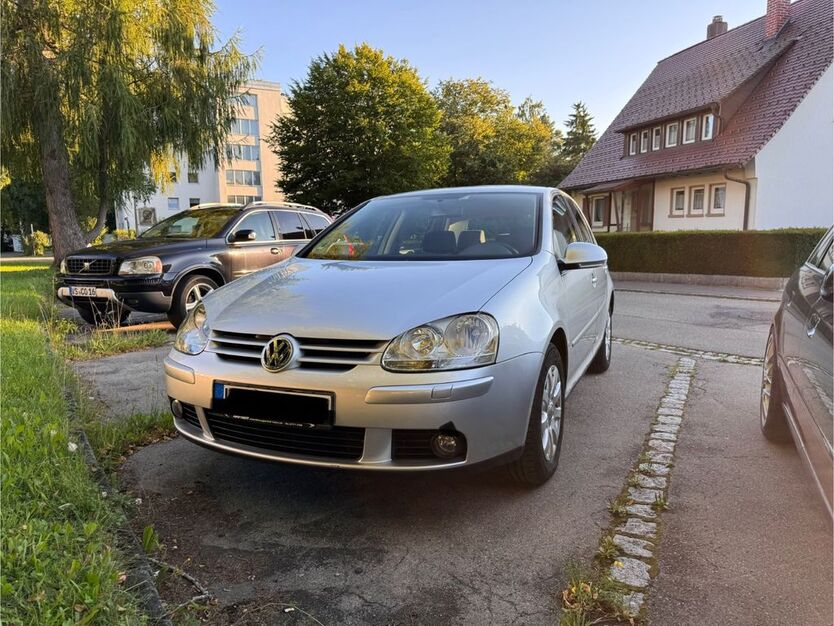 VW Golf 91.000 km 6.450 € Villingen 78048