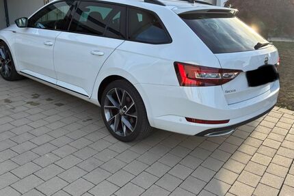 Skoda Superb 127.900 km 19.250 &euro; Öpfingen 89614