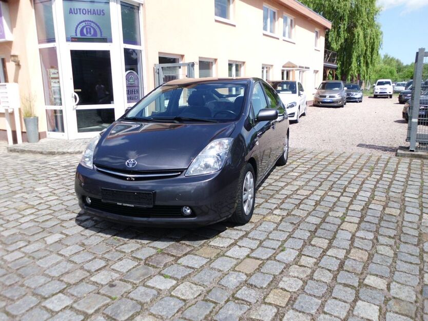 Toyota Prius 103.000 km 7.990 € Rostock 18055
