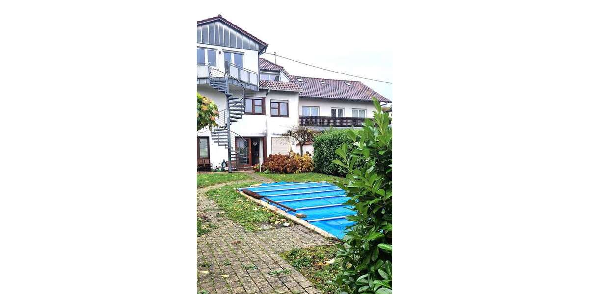 Etagenwohnung Losheim - 5 Zimmer, 160 m&sup2;, 269.000&euro; | Angebot:25396414