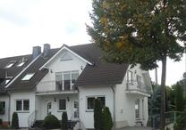 Exklusives Mehrgenerationshaus (2 bis 3 Wohneinheiten möglich) KO