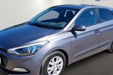 Hyundai i20 79.696 km 9.900 &euro; Bedburg Hau 47551