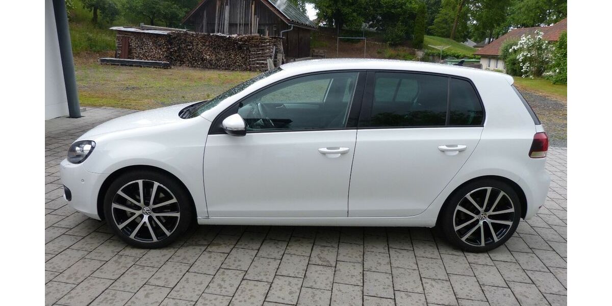VW Golf 199.995 km 3.899 &euro; Oberviechtach 92526