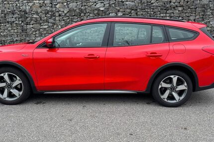 Ford Focus 27.699 km 16.990 € Peißenberg 82380