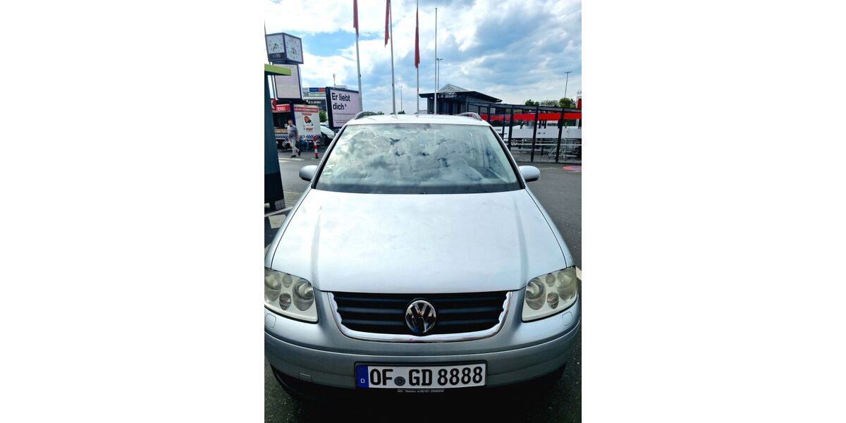VW Touran 318.000 km 1.000 &euro; Mühlheim am Main 63071