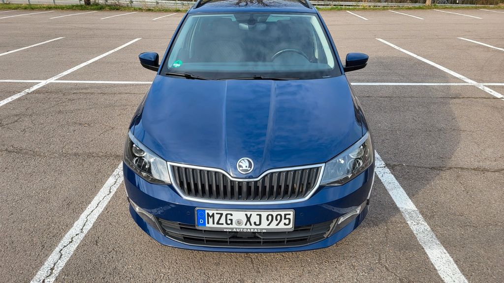 Skoda Fabia 180.000 km 7.400 &euro; Losheim am See 66679