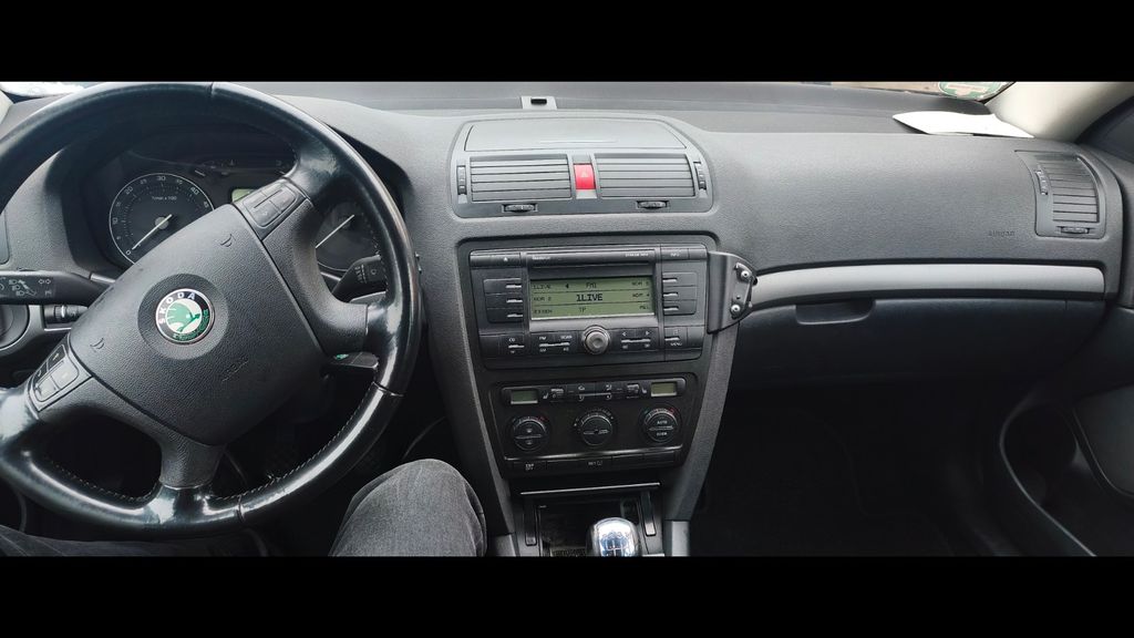 Skoda Octavia 328.000 km 2.750 &euro; Gelsenkirchen 45878