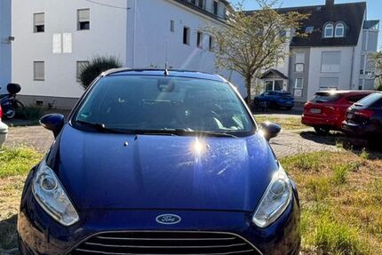 Ford Fiesta 126.815 km 4.900 &euro; Ahrweiler 53474