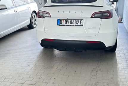 Tesla Model Y 86.000 km 31.000 &euro; Berlin 13507