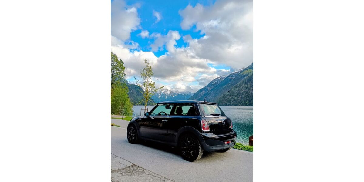 Mini ONE 172.000 km 2.750 &euro; Zorneding 85604