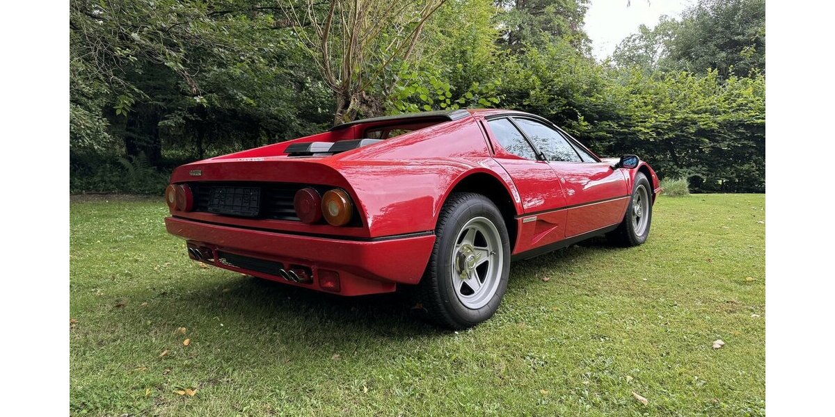 Ferrari 512 BBi Classiche Matching Numbers Matching Colors 39.000 km 299.999 &euro; Hamburg 22339