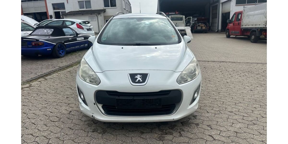 Peugeot 308 372.911 km 700 &euro; Müllenbach 53520