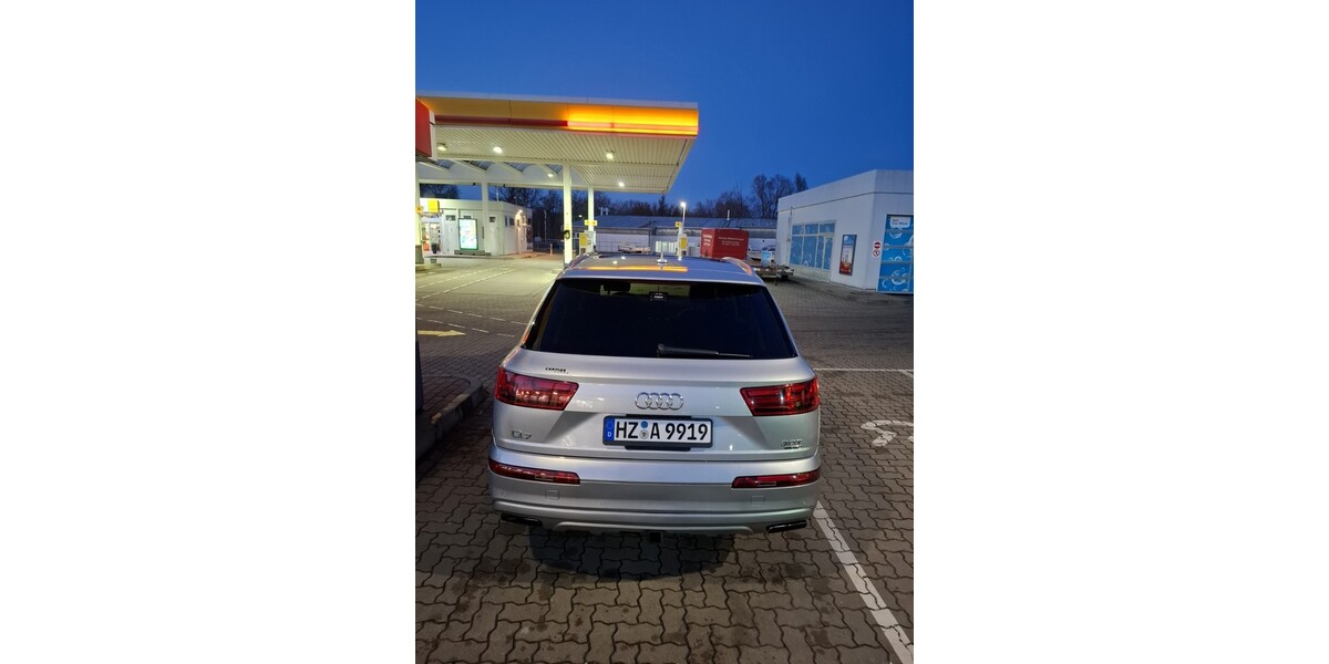 Audi Q7 170.000 km 25.000 &euro; Zossen 15806