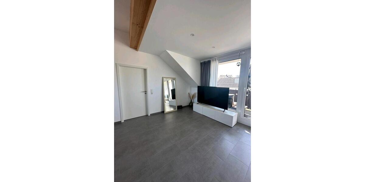 Dachgeschoßwohnung Konz - 2 Zimmer, 80 m&sup2;, 1.100&euro; | Angebot:26688023