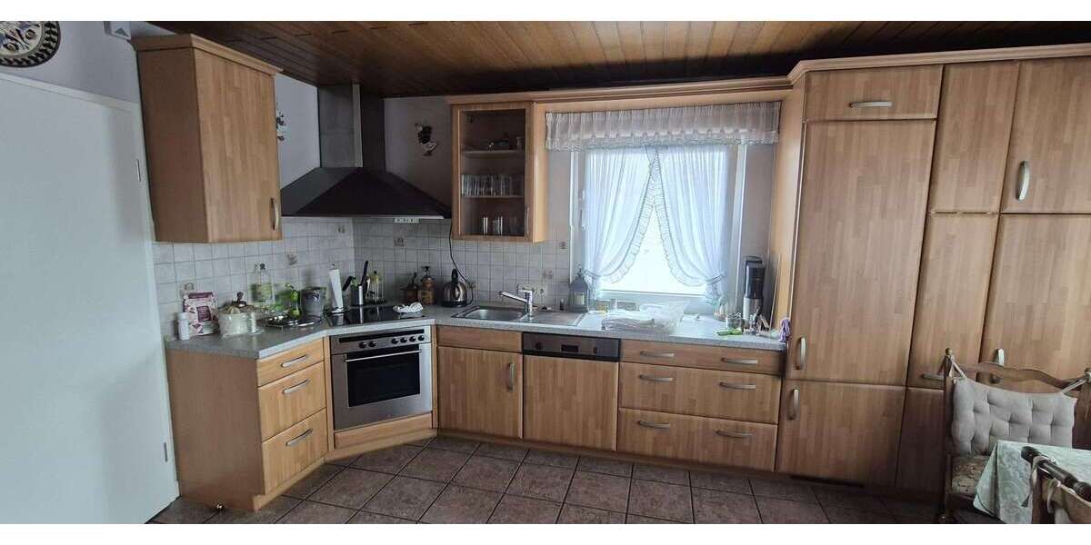 Etagenwohnung Königswinter - 3 Zimmer, 110 m&sup2;, 1.100&euro; | Angebot:27101345