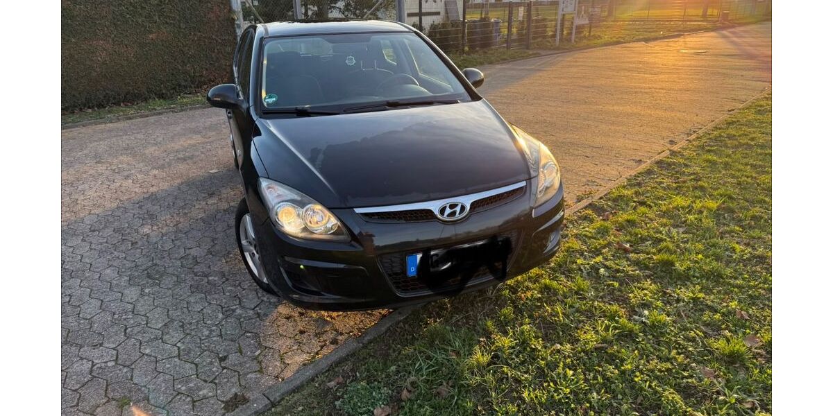 Hyundai i30 187.000 km 3.100 &euro; Oberursel 61440