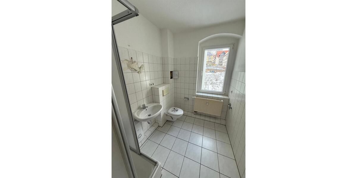 Etagenwohnung Roßwein - 2 Zimmer, 45 m&sup2;, 250&euro; | Angebot:25376894