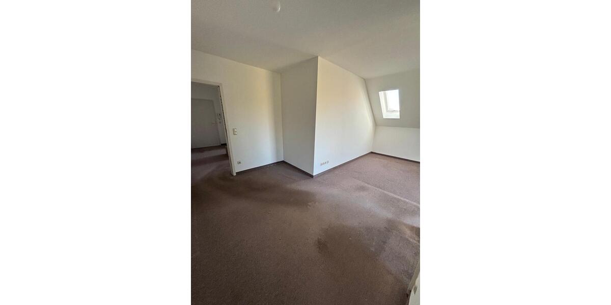 Dachgeschoßwohnung Hildburghausen - 2 Zimmer, 53 m&sup2;, 490&euro; | Angebot:26279344