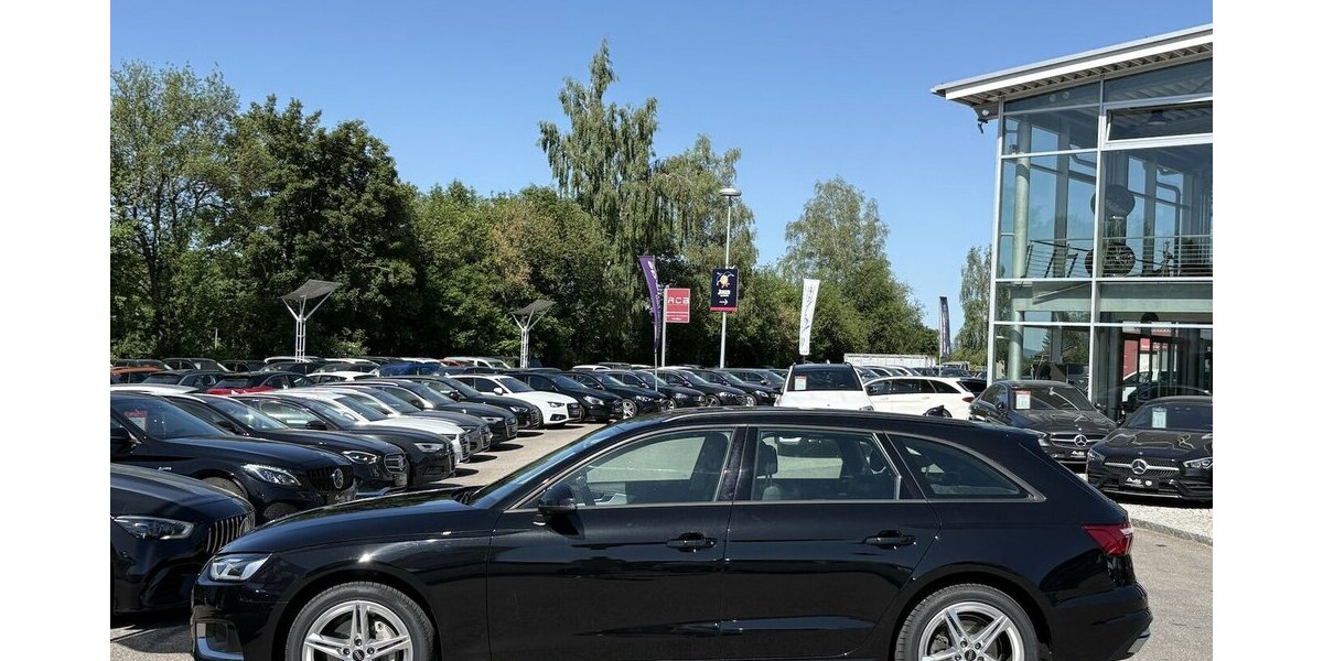 Audi A4 Avant 40 TDI advanced ACC/NAVI/AHK/DAB/LED 53.112 km 24.900 &euro; Villingen-Schwenningen 78054