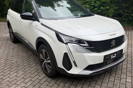 Peugeot 5008 50.958 km 25.000 &euro; Unterschleißheim 85716