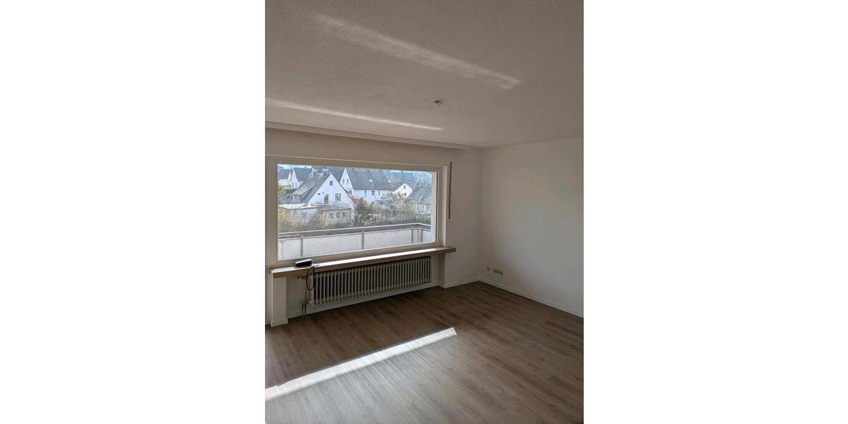 Etagenwohnung Werdohl - 3 Zimmer, 84 m&sup2;, 168.000&euro; | Angebot:26224706
