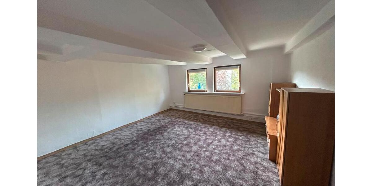 Einfamilienhaus Einbeck - 9 Zimmer, 180 m&sup2;, 63.000&euro; | Angebot:27121688