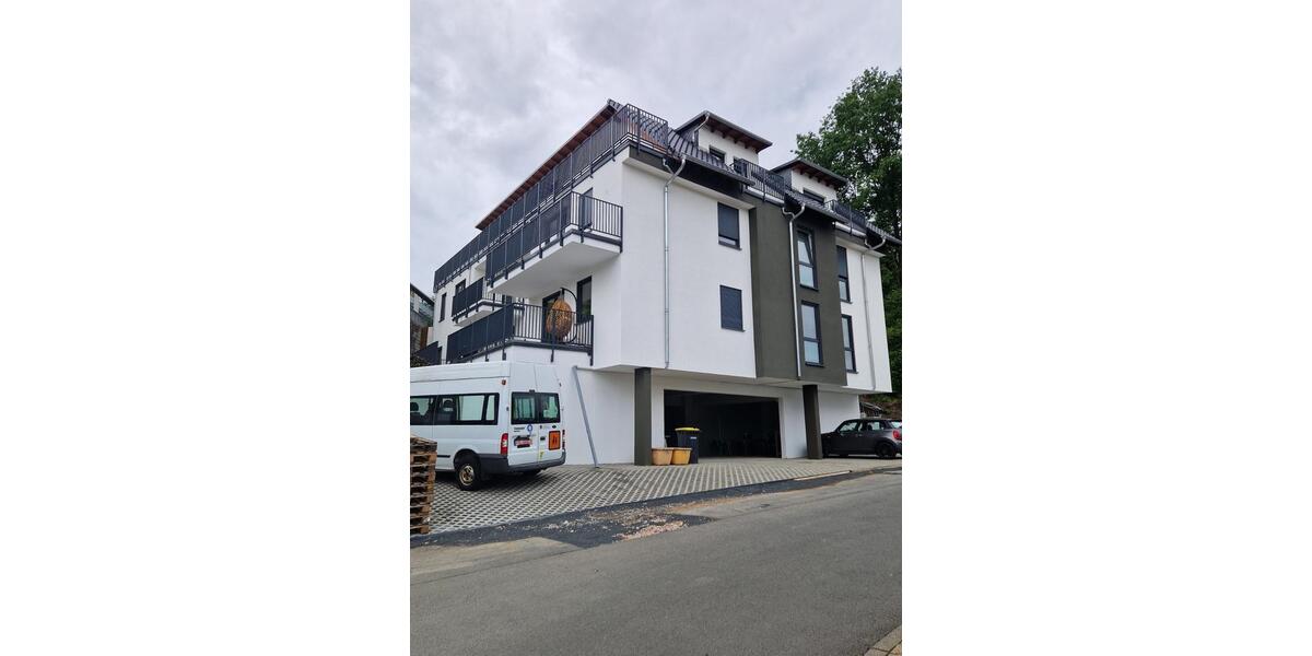 NeubauGeschmackvolle 3-Zimmer-Penthouse Wohnung Terrass+ Aufzug 3 zimmer