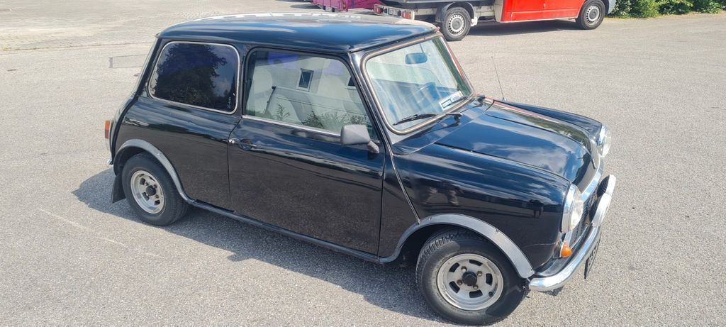 Mini 1000 76.000 km 5.500 € Kastl 84556