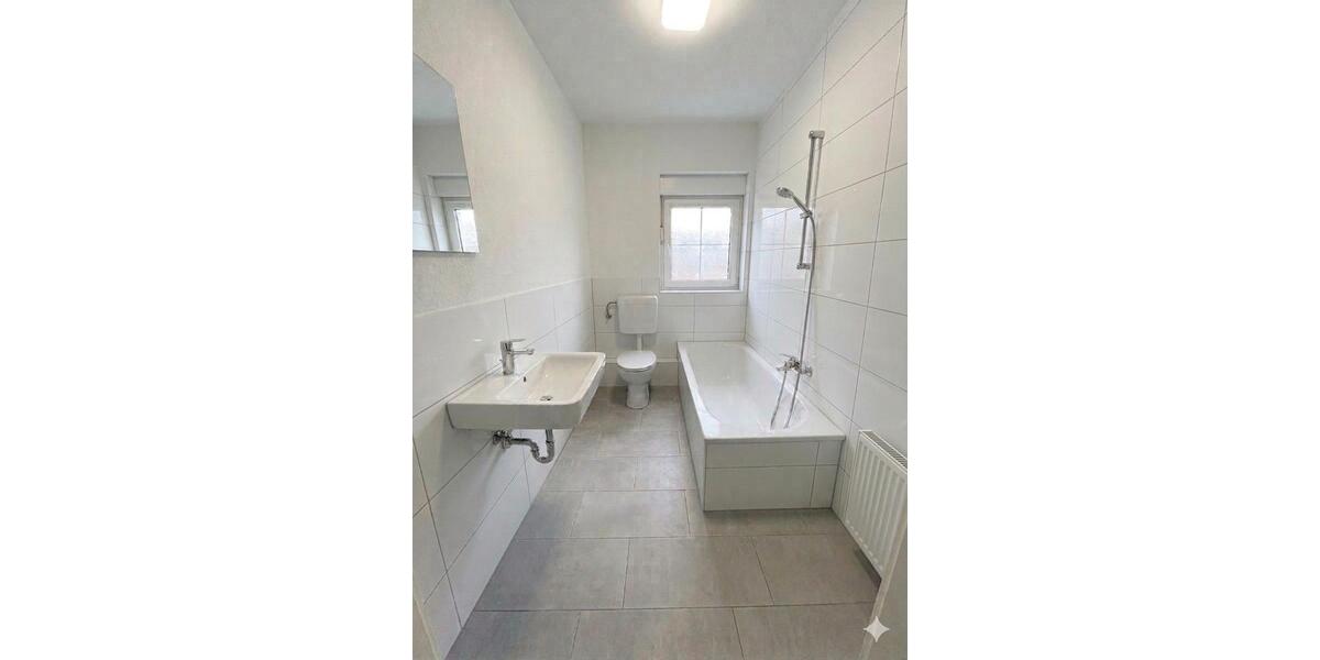 Etagenwohnung Altenstadt an der Waldnaab - 2 Zimmer, 63 m&sup2;, 550&euro; | Angebot:26123372