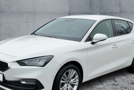 Seat Leon 44.598 km 16.580 &euro; Chemnitz 09119