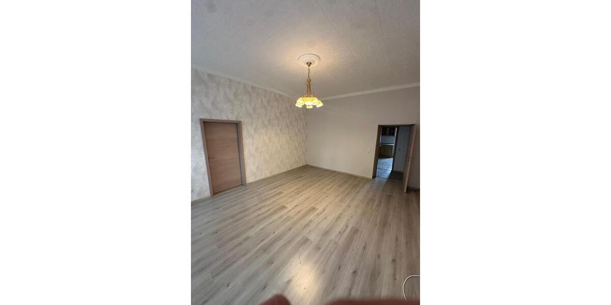 Dachgeschoßwohnung Saarbrücken Dudweiler - 4 Zimmer, 128 m&sup2;, 1.200&euro; | Angebot:23691162