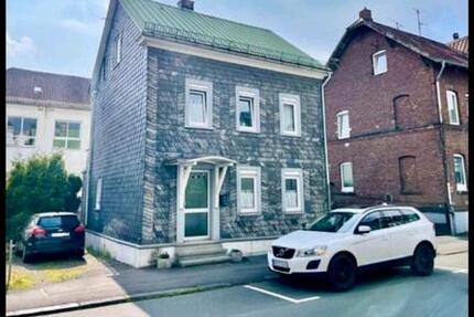 Haus Siegen Dillnhütten - 5 Zimmer, 110 m&sup2;, 1.150&euro; | Angebot:25302190