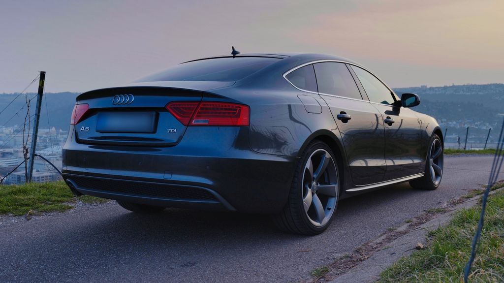 Audi A5 180.000 km 15.300 &euro; Esslingen am Neckar 73728