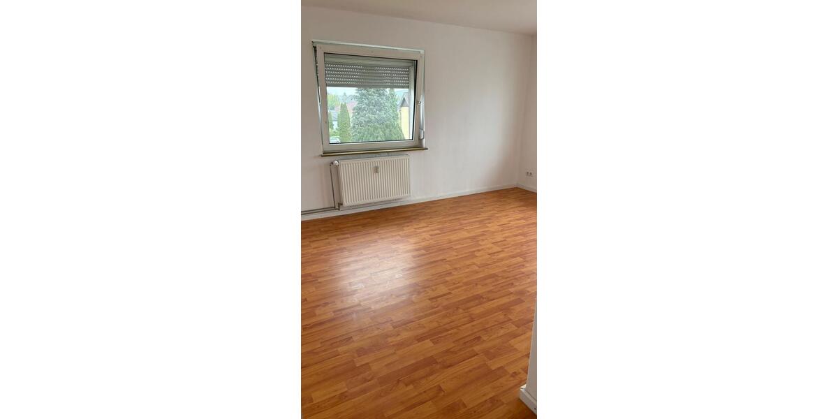 Dachgeschoßwohnung Bad Pyrmont - 3 Zimmer, 90 m&sup2;, 650&euro; | Angebot:26285955
