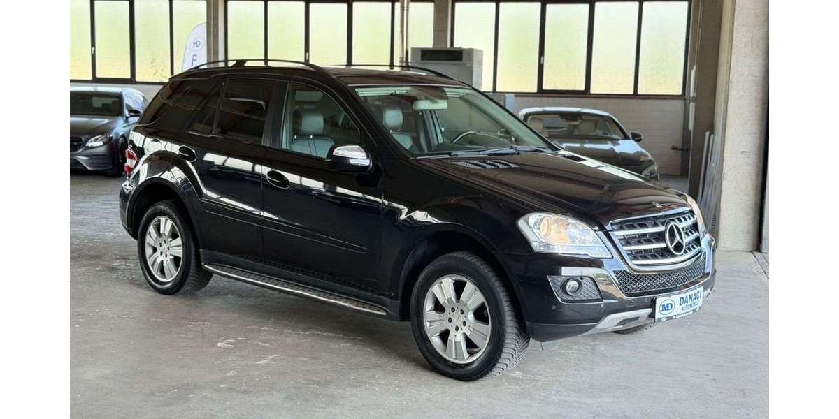 Mercedes-Benz ML 300 299.000 km 8.499 &euro; Oelde 59302