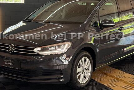 VW Touran 21.500 km 32.990 &euro; Hofgeismar 34369