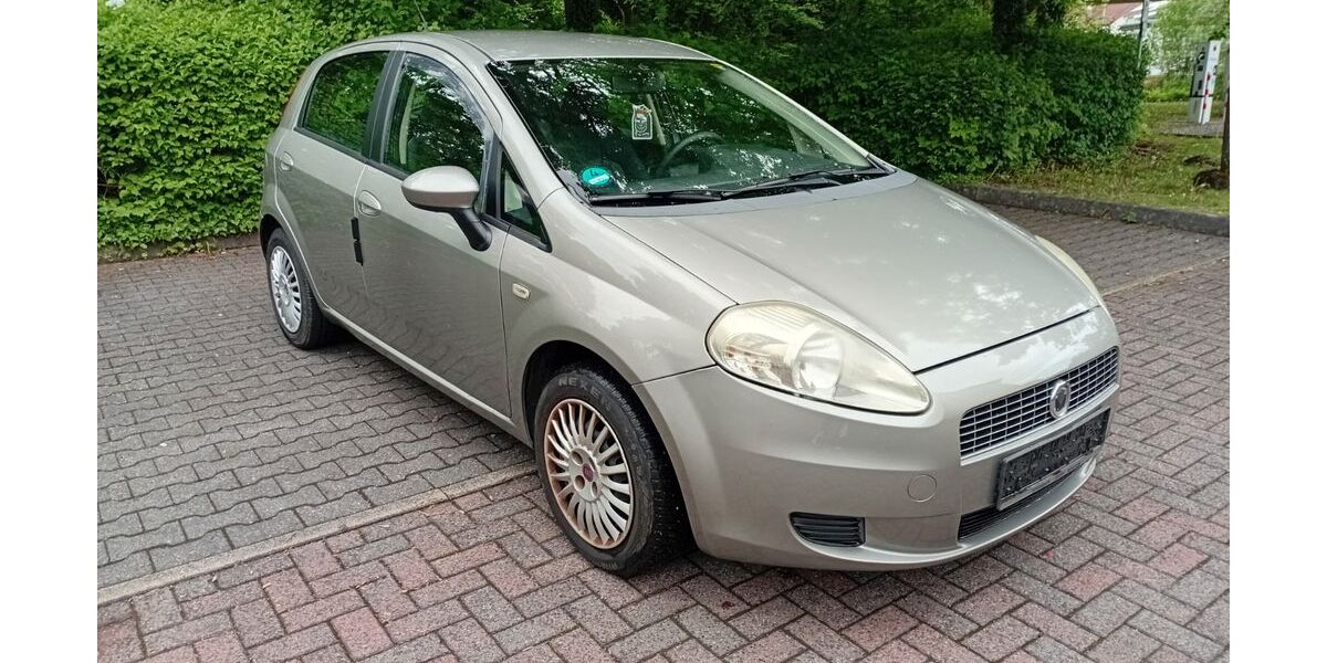 Fiat Punto 213.000 km 950 &euro; Kelkheim 65779