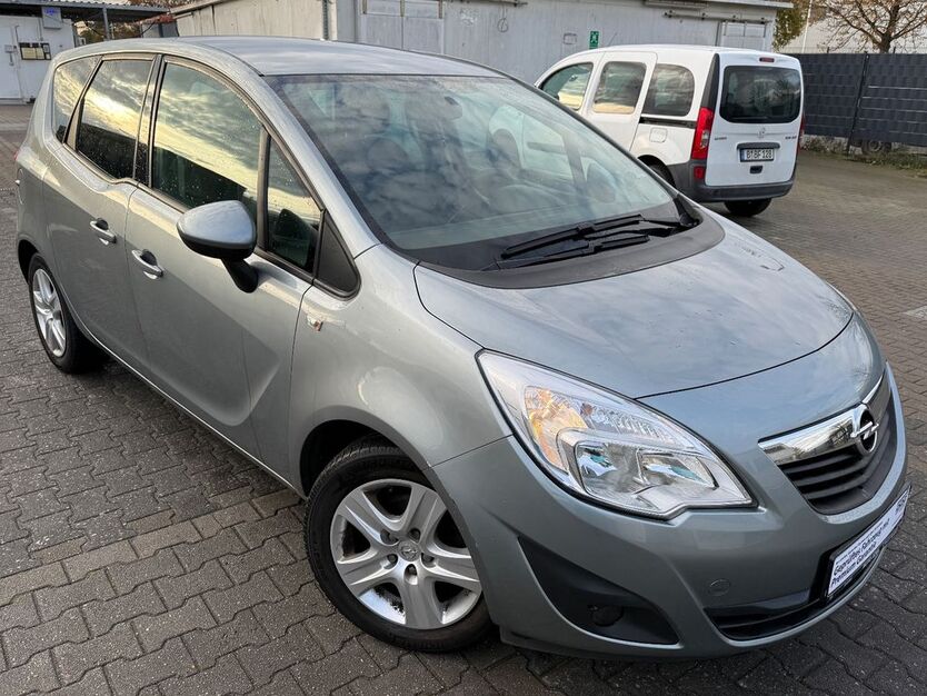 Opel Meriva 138.000 km 5.399 € Berlin 12277