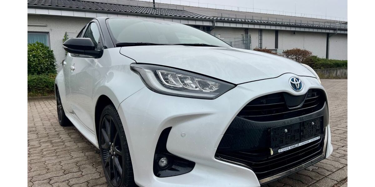 Toyota Yaris 21.000 km 21.699 &euro; Eppelheim 69214