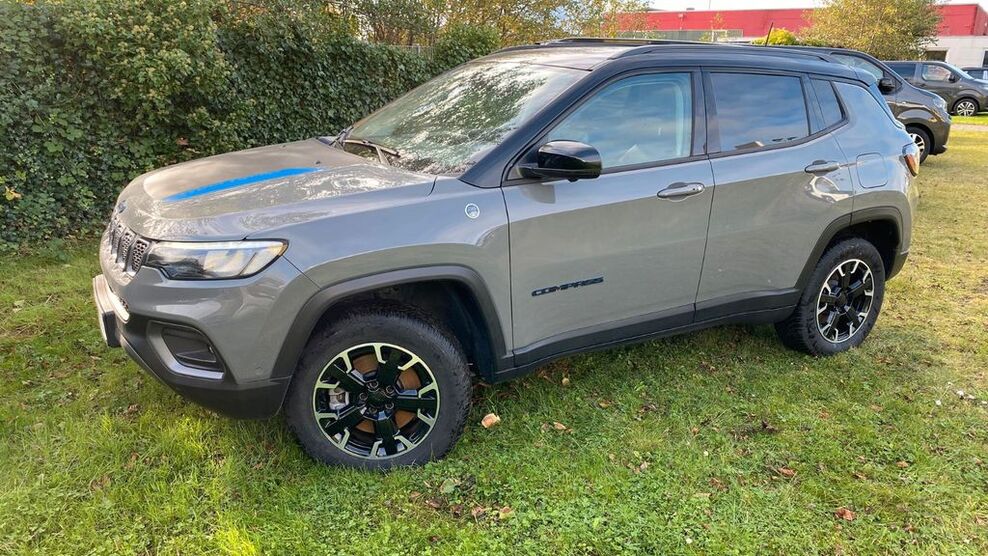 Jeep Compass 11.577 km 29.500 € Drochtersen 21706