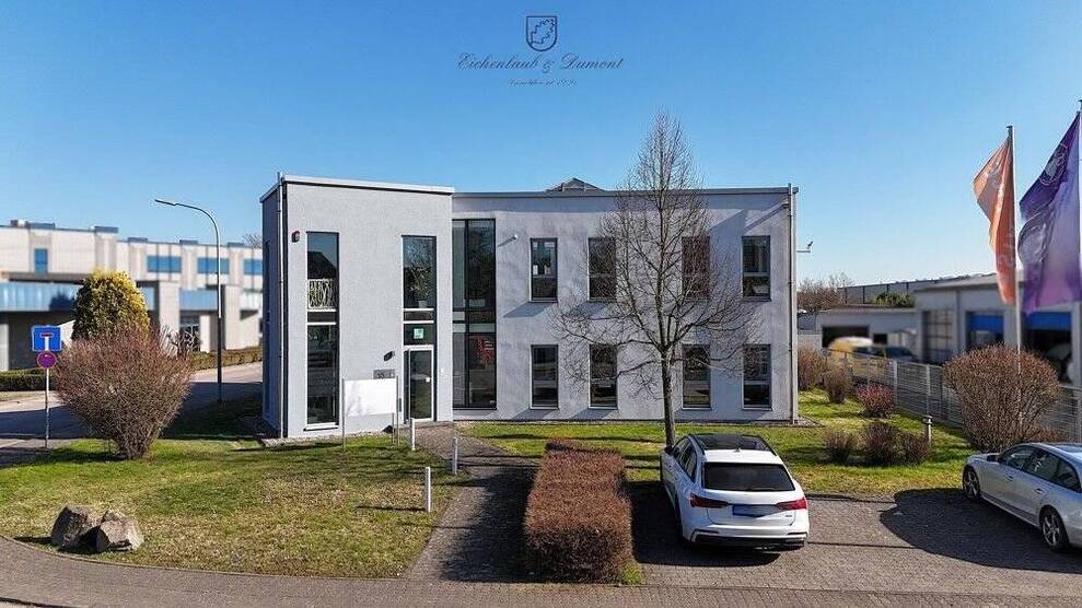 Modernes und nachhaltiges Bürogebäude in Saarwellingen 8 zimmer