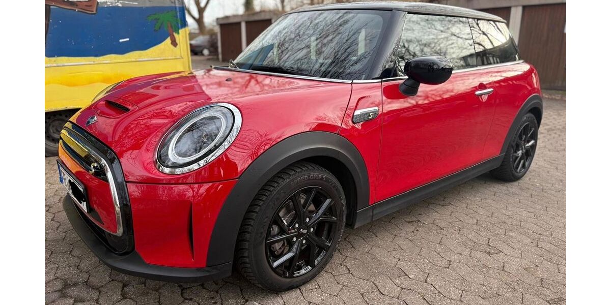 Mini Cooper SE 18.600 km 17.900 &euro; Freiburg 79110