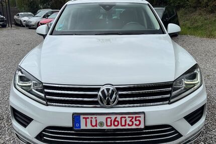 VW Touareg 300.000 km 12.899 € Rottenburrg am neckar 72108
