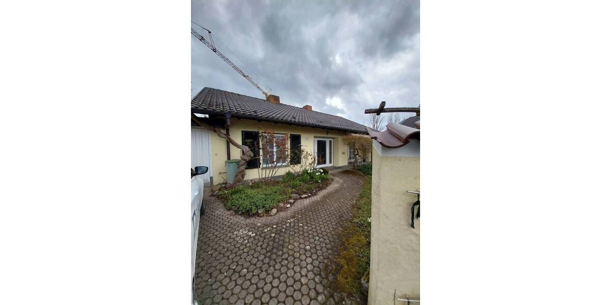 Einfamilienhaus Radolfzell am Bodensee Radolfzell - 7 Zimmer, 196 m&sup2;, 1.250.000&euro; | Angebot:26017656