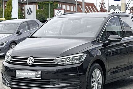 VW Touran 89.723 km 21.990 &euro; Bremerhaven 27576