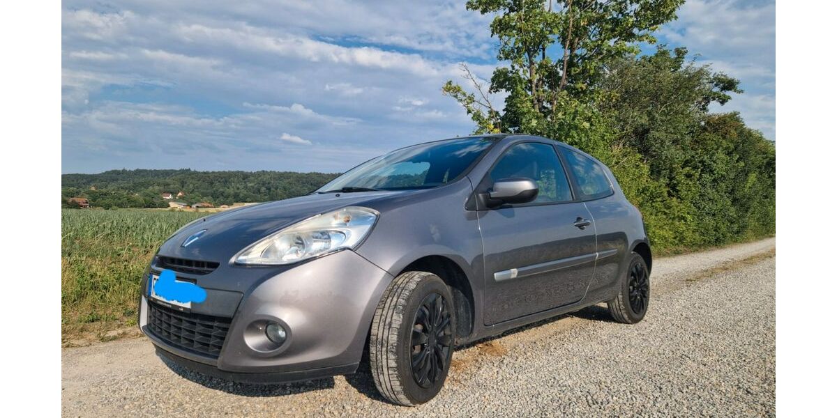 Renault Clio 106.248 km 3.200 &euro; Wettringen 91631