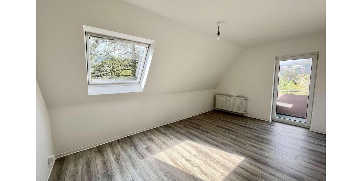 Dachgeschoßwohnung Plettenberg - 1 Zimmer, 36 m&sup2;, 275&euro; | Angebot:26262448